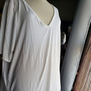 Torrid Super Soft Tshirt Size 4